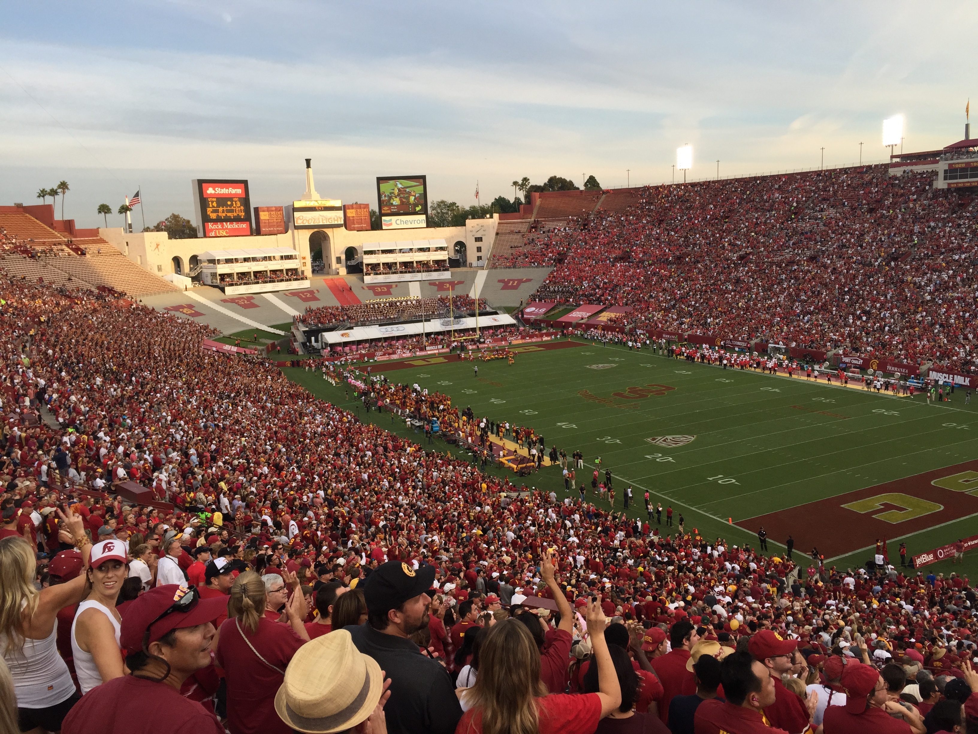 My First USC Football Game + Girls' Wine Day in Temecula {Weekend Recap