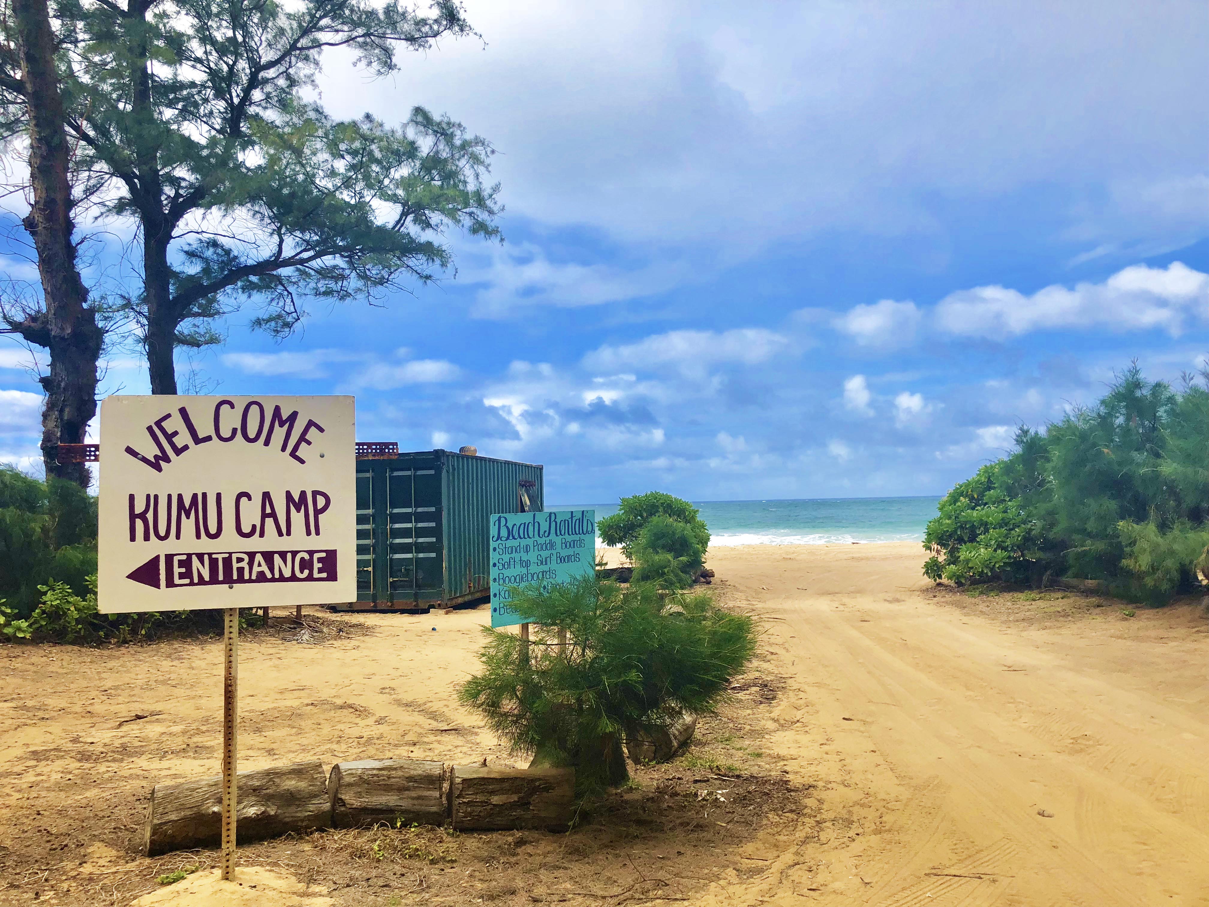 Anahola Beach Park-signs • Foodie Loves Fitness 