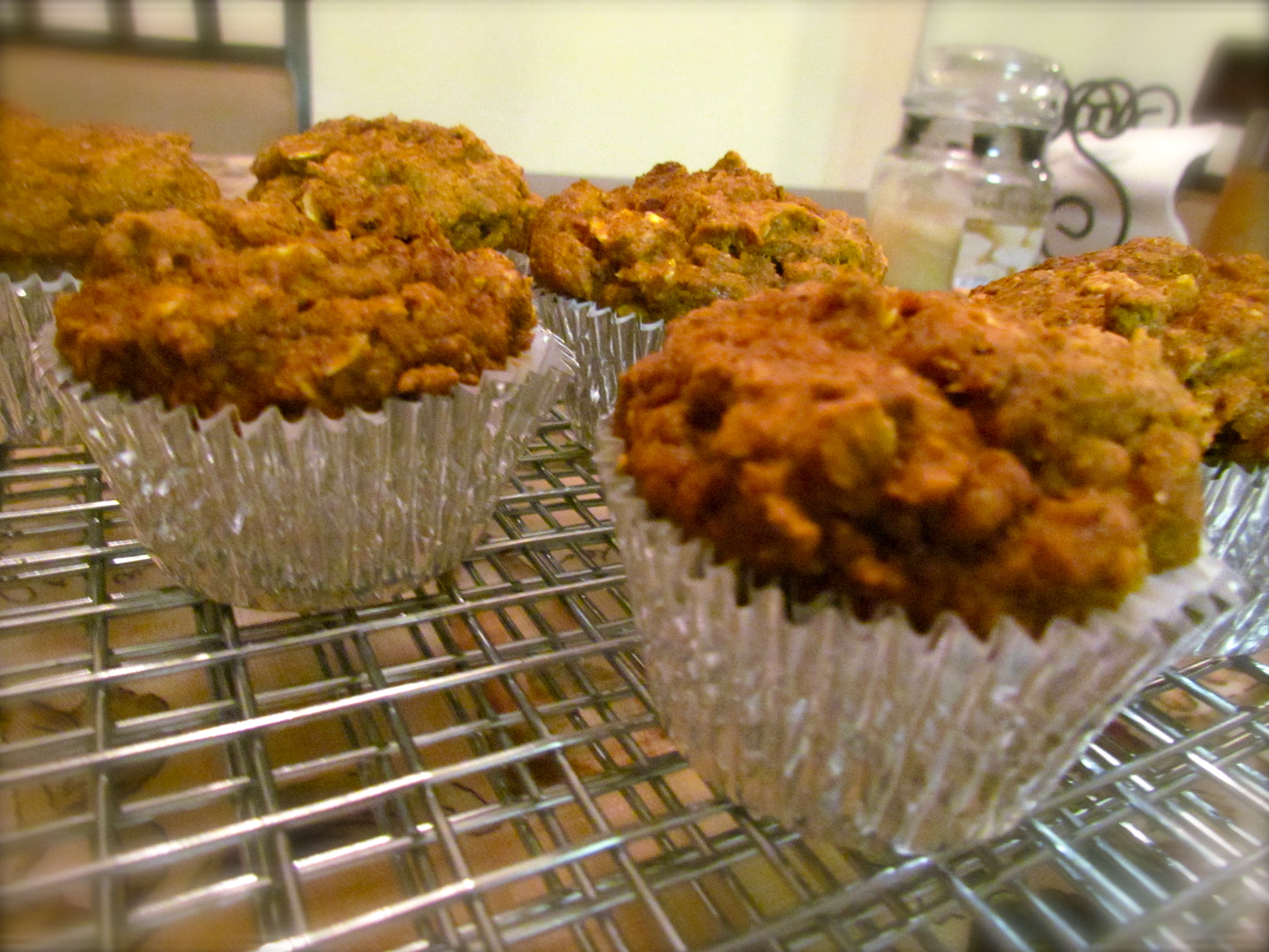 Pumpkin Oatmeal Muffins