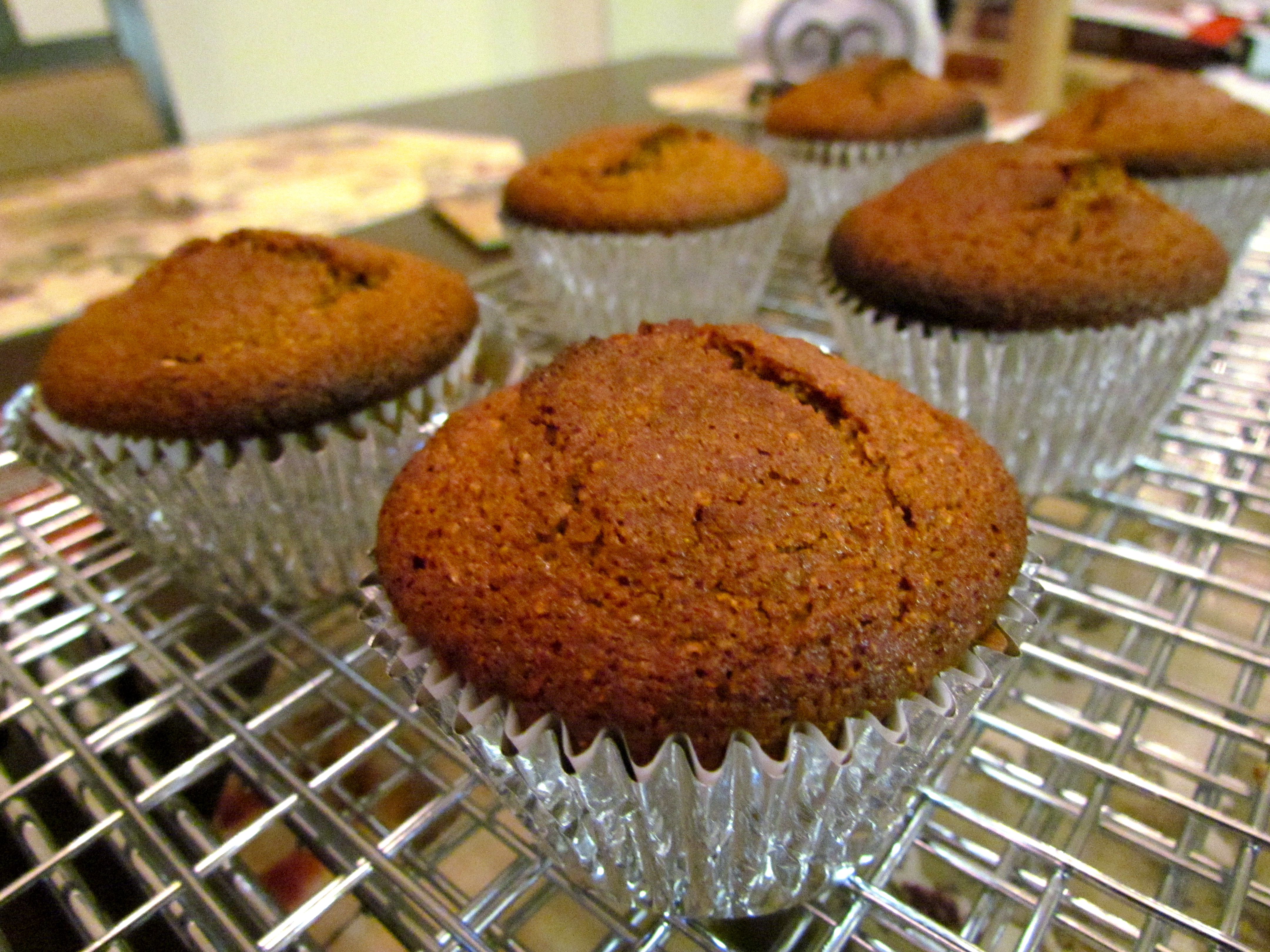 The Perfect Sunday Dinner: Veggie Chili & Corn Muffins