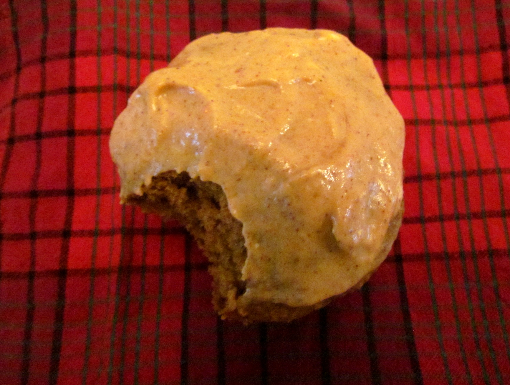 Pumpkin Muffins with Pumpkin Cream Cheese Frosting