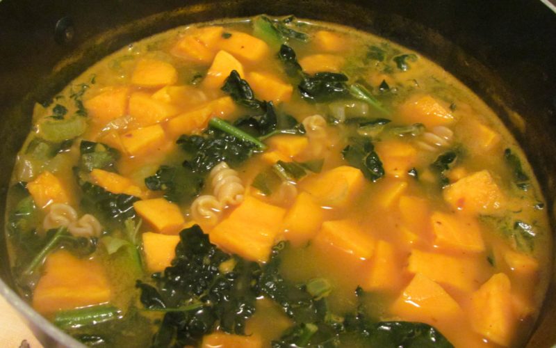 Sweet Potato, Kale & Pasta Soup {vegan}