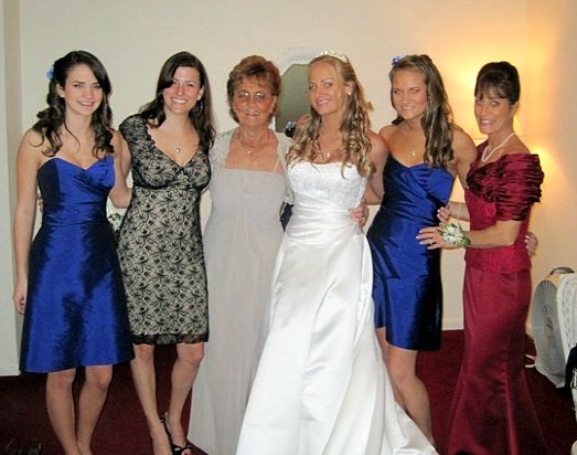 Wedding-ladies