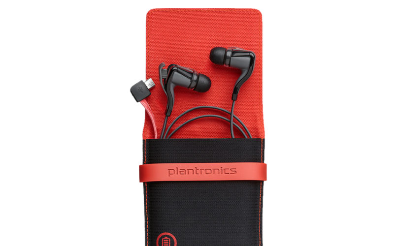 Thanksgiving 10K, My Holiday Shopping List & Plantronics Bluetooth Headphones Review