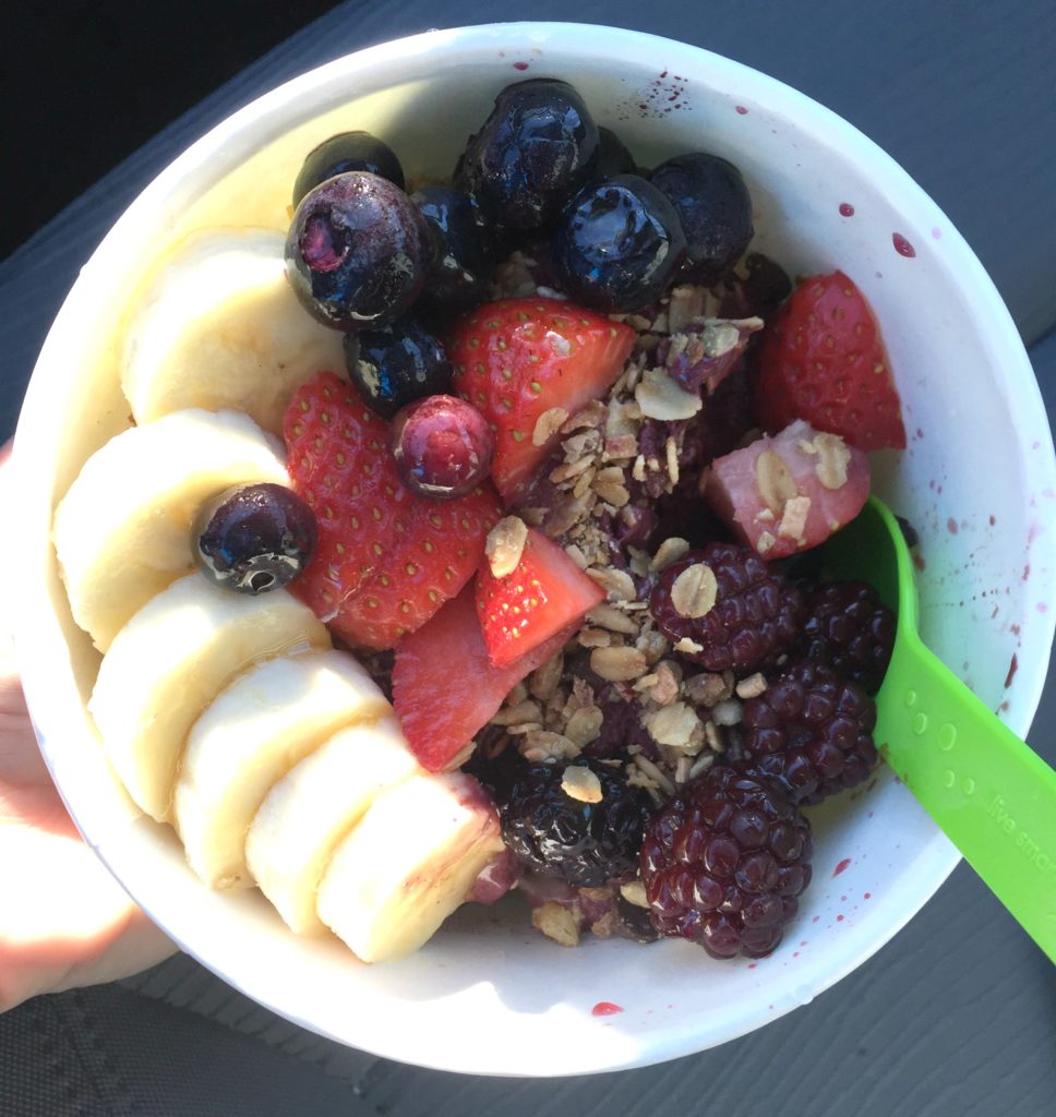 Acai bowl