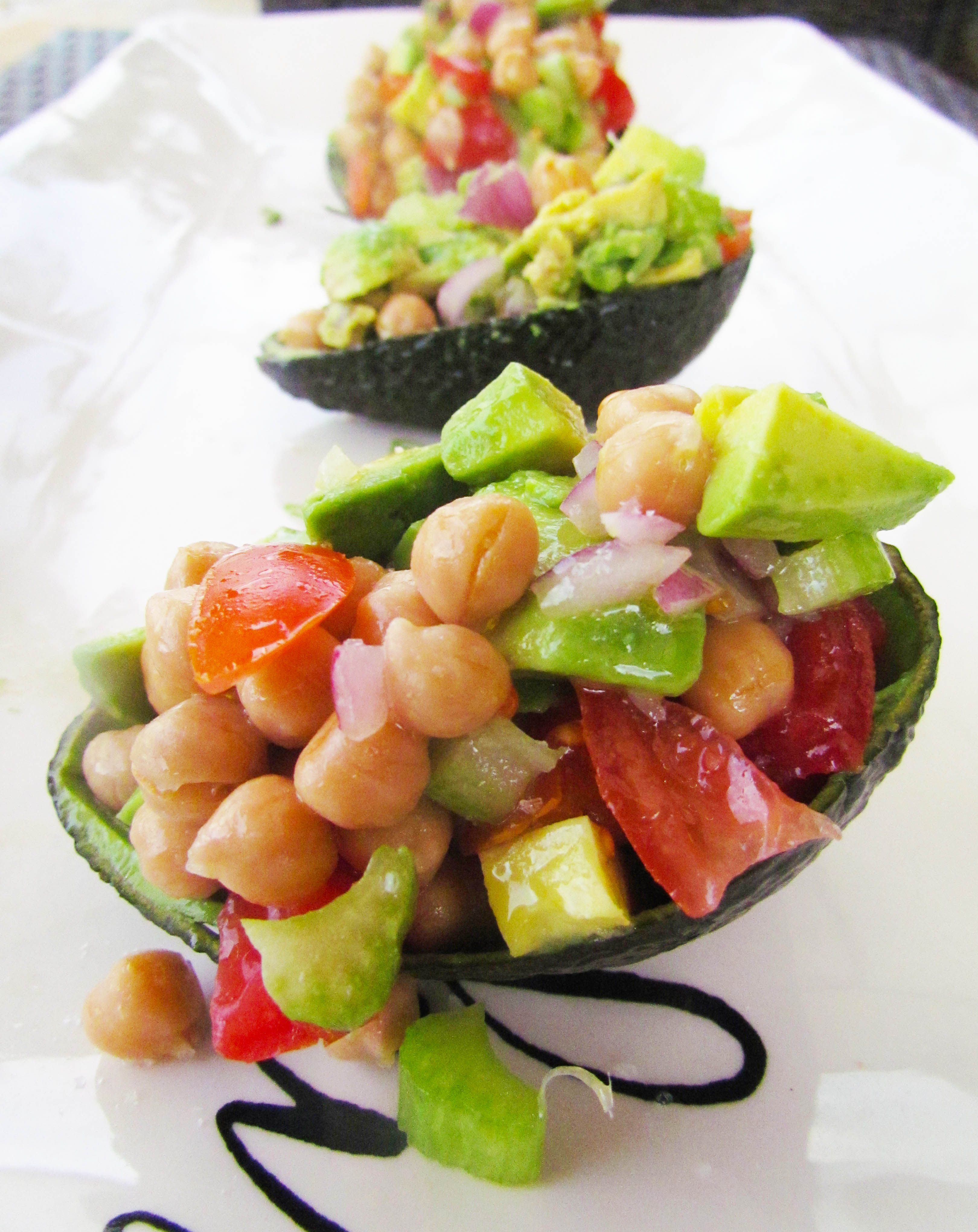 Avocado & Chickpea Salad Cups