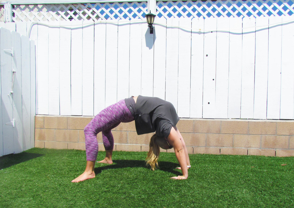 Fabletics gray shirt & pink capris-2