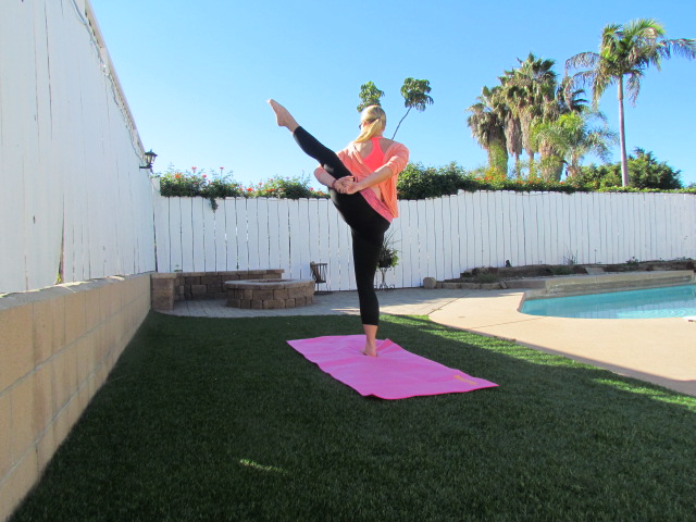 Fabletics orange outfit