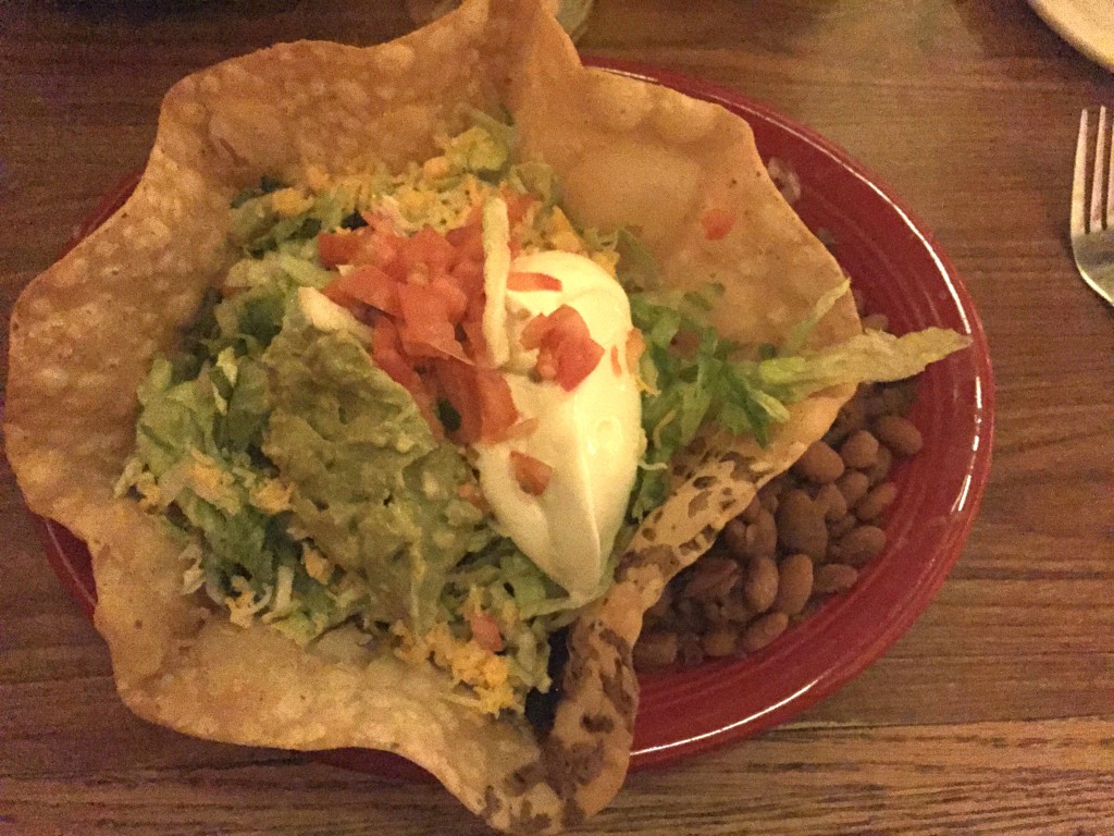 Taco salad bowl