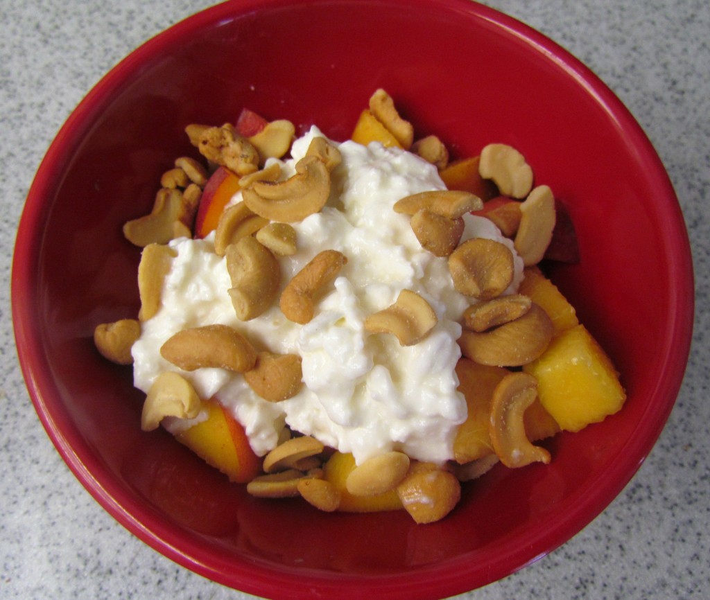 peaches with cottage cheese