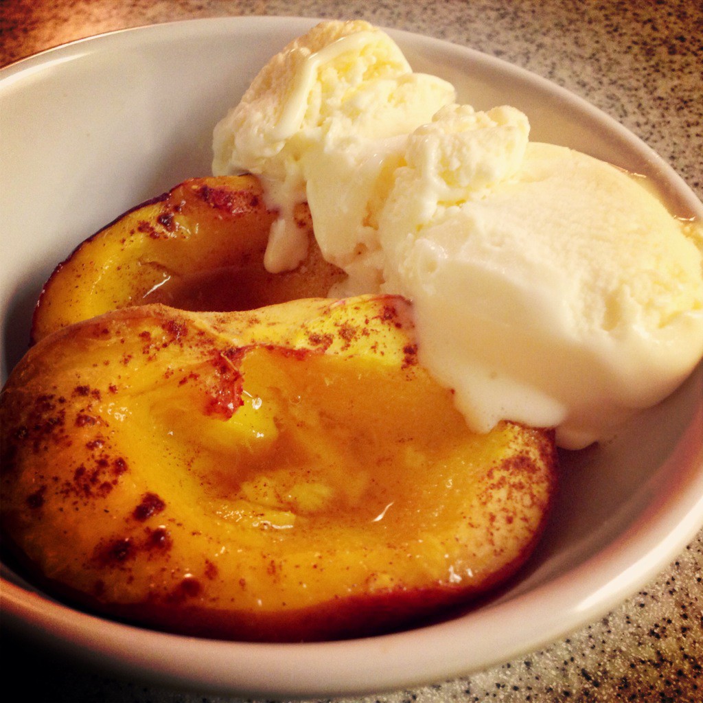 wine baked peaches