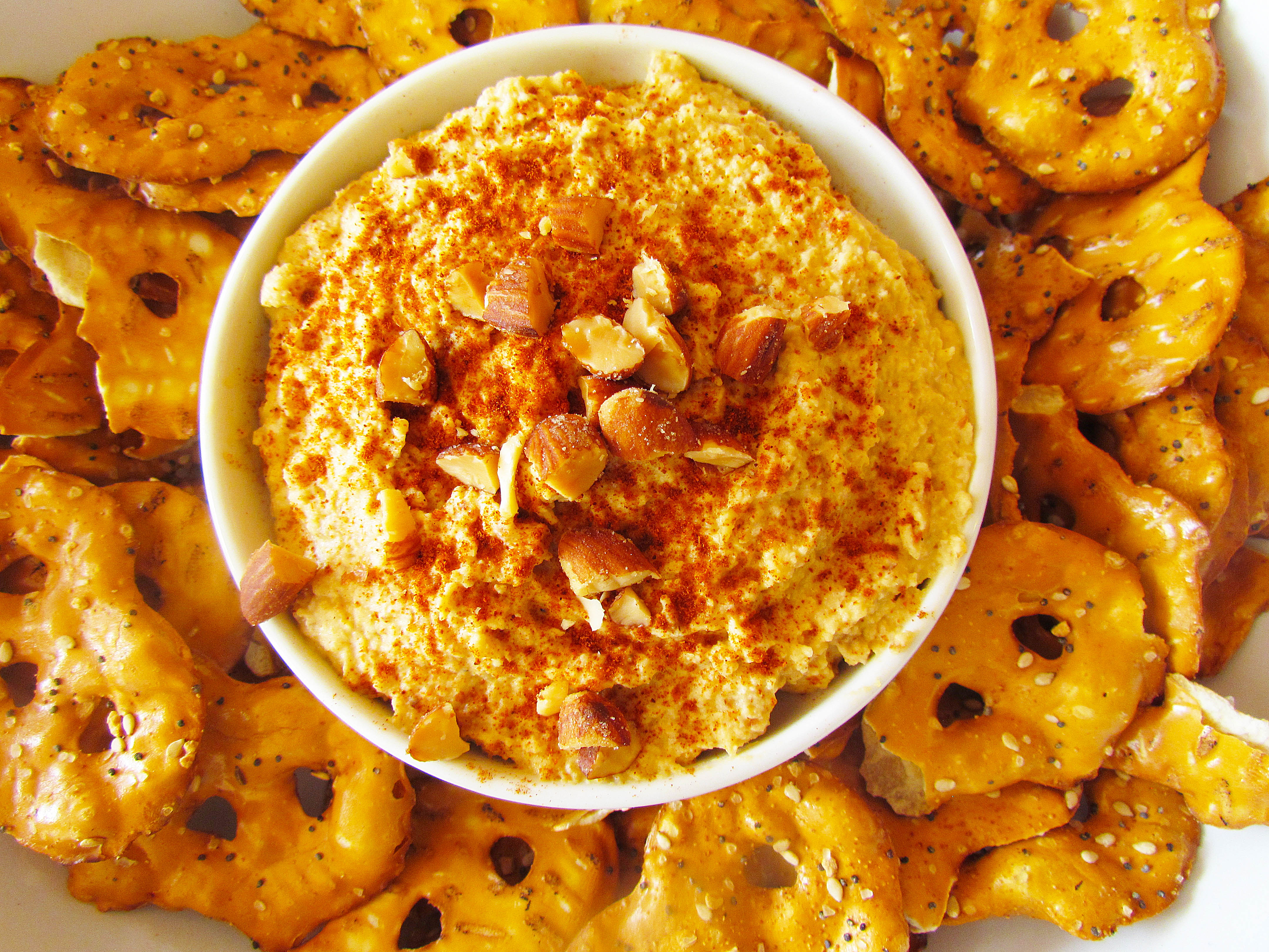 smoky almond hummus-4