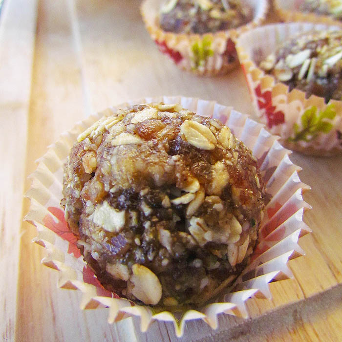 walnut hemp energy balls-HA