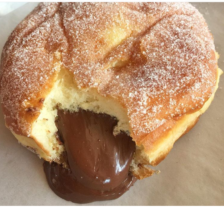 A nutella donut pic that came up on my IG newsfeed... and might I add that it looks heavenly! 