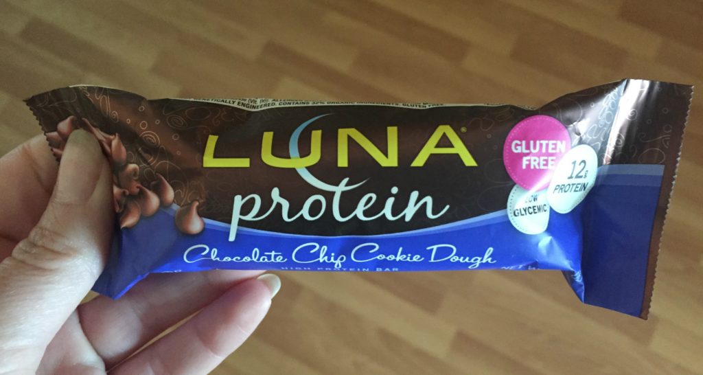 Luna cookie dough bar