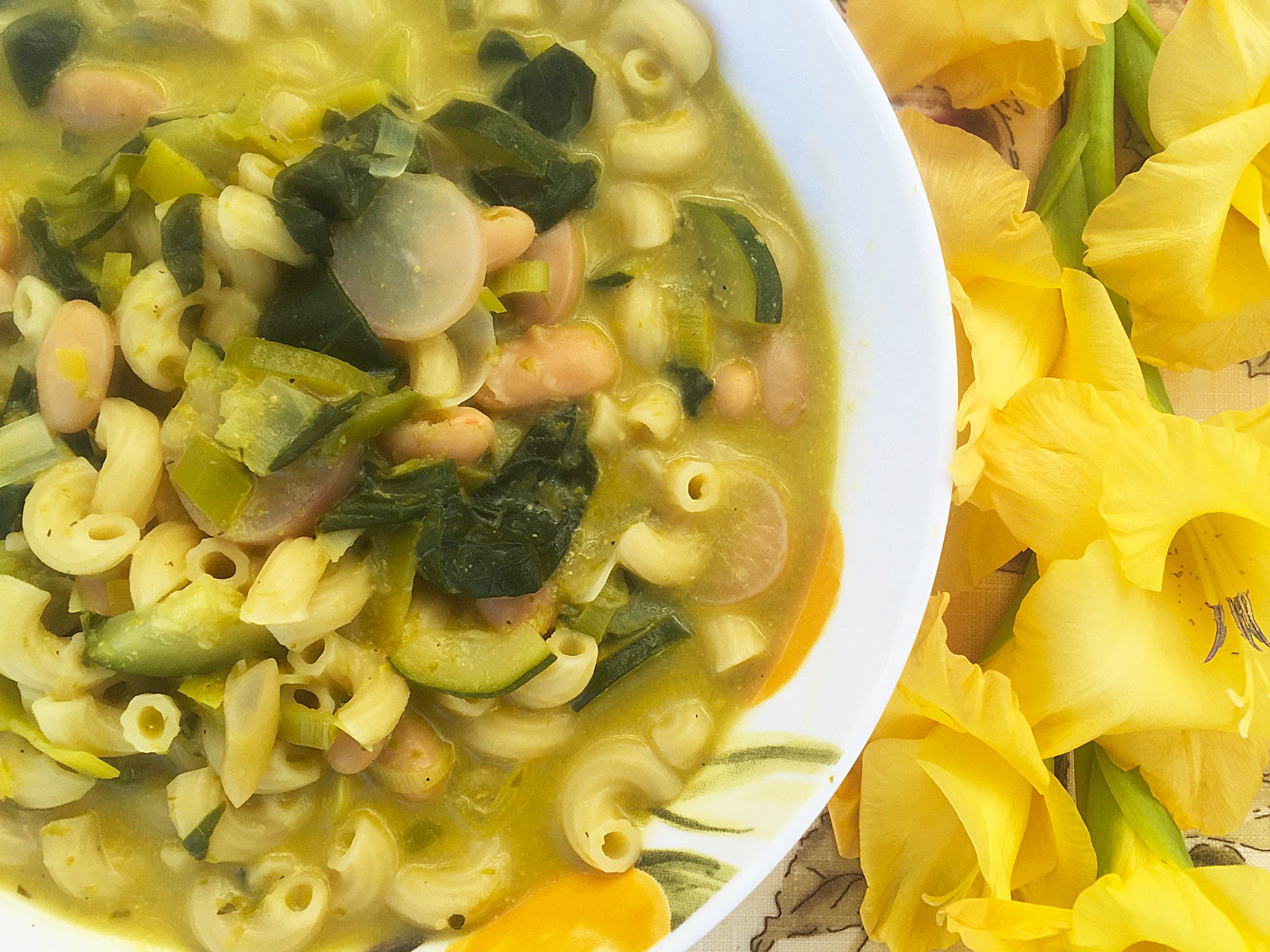 spring veggie soup-3