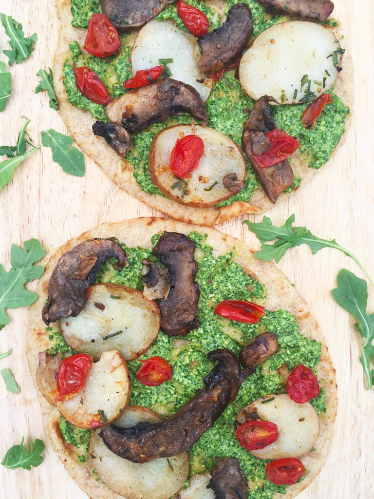 arugula pesto naan pizza-4