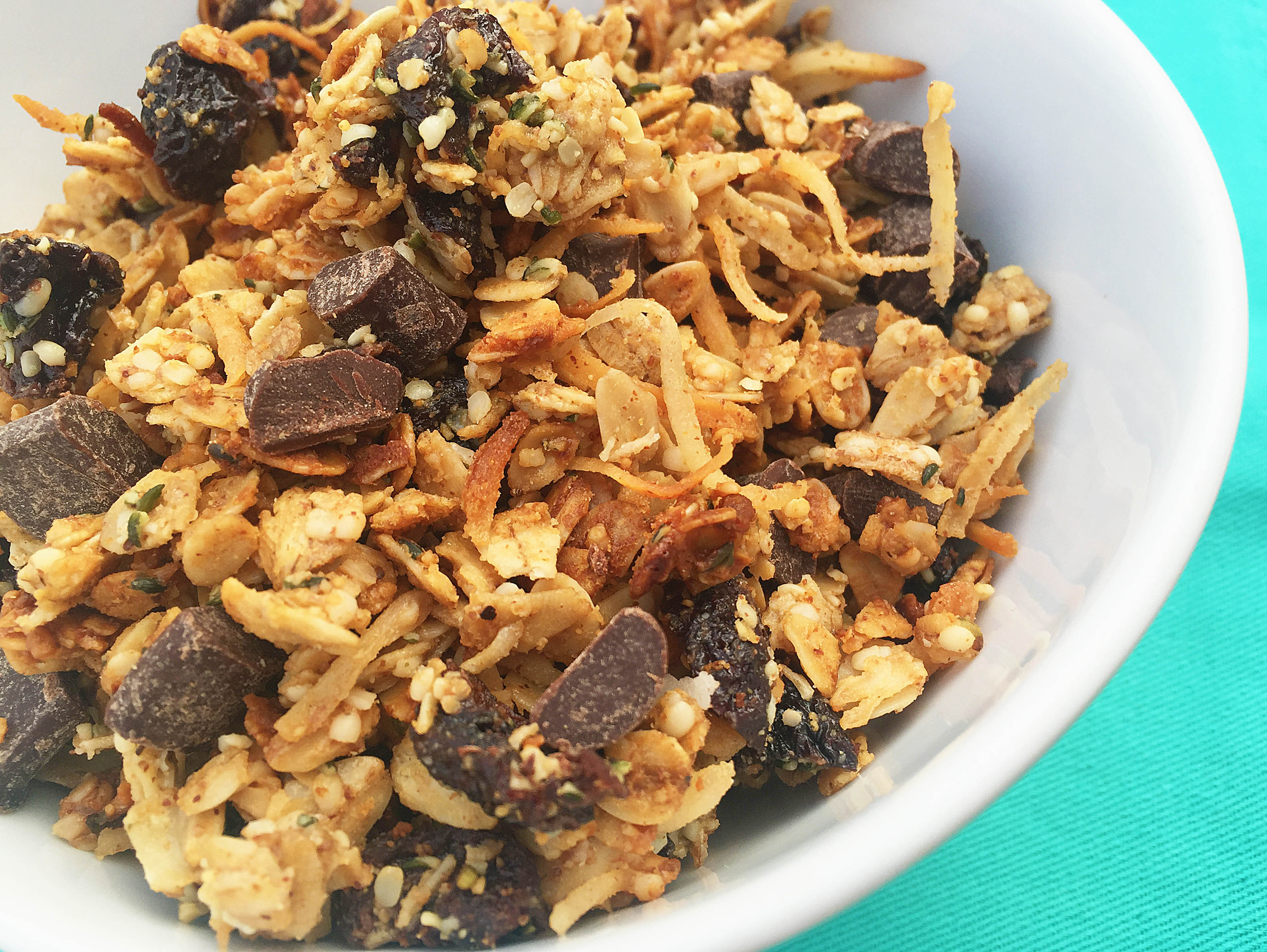 cherry coconut granola-1