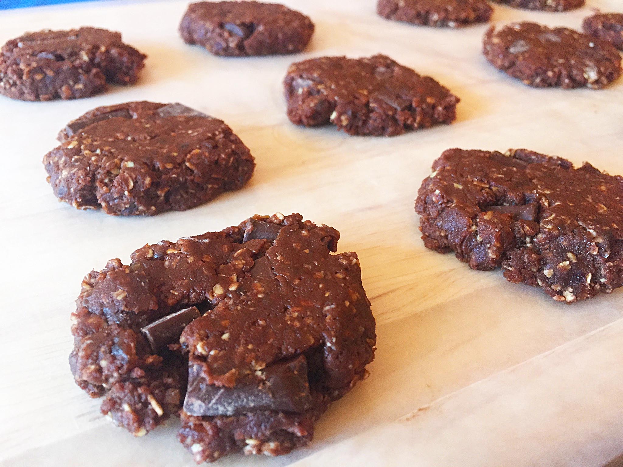 raw choc pb cookies-9