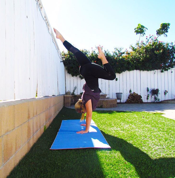 handstand-practice