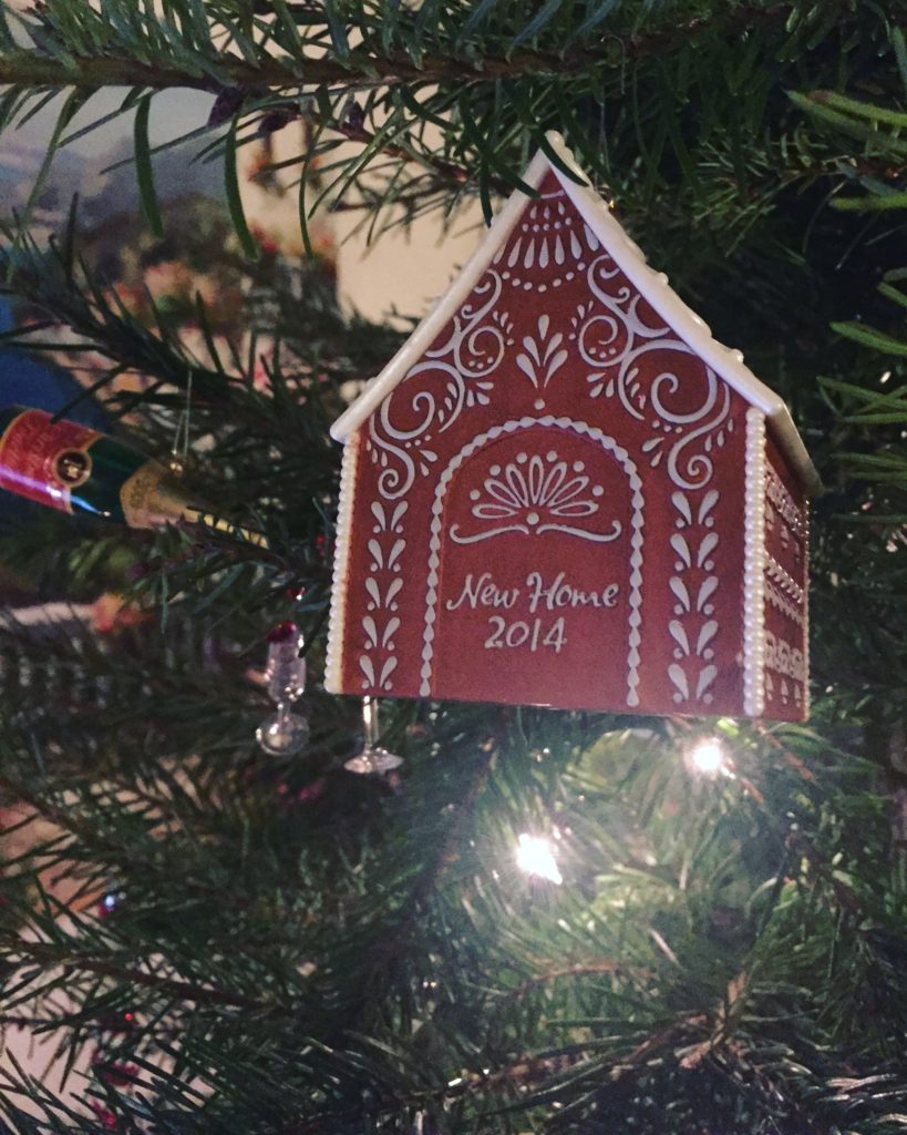 new-home-christmas-ornament