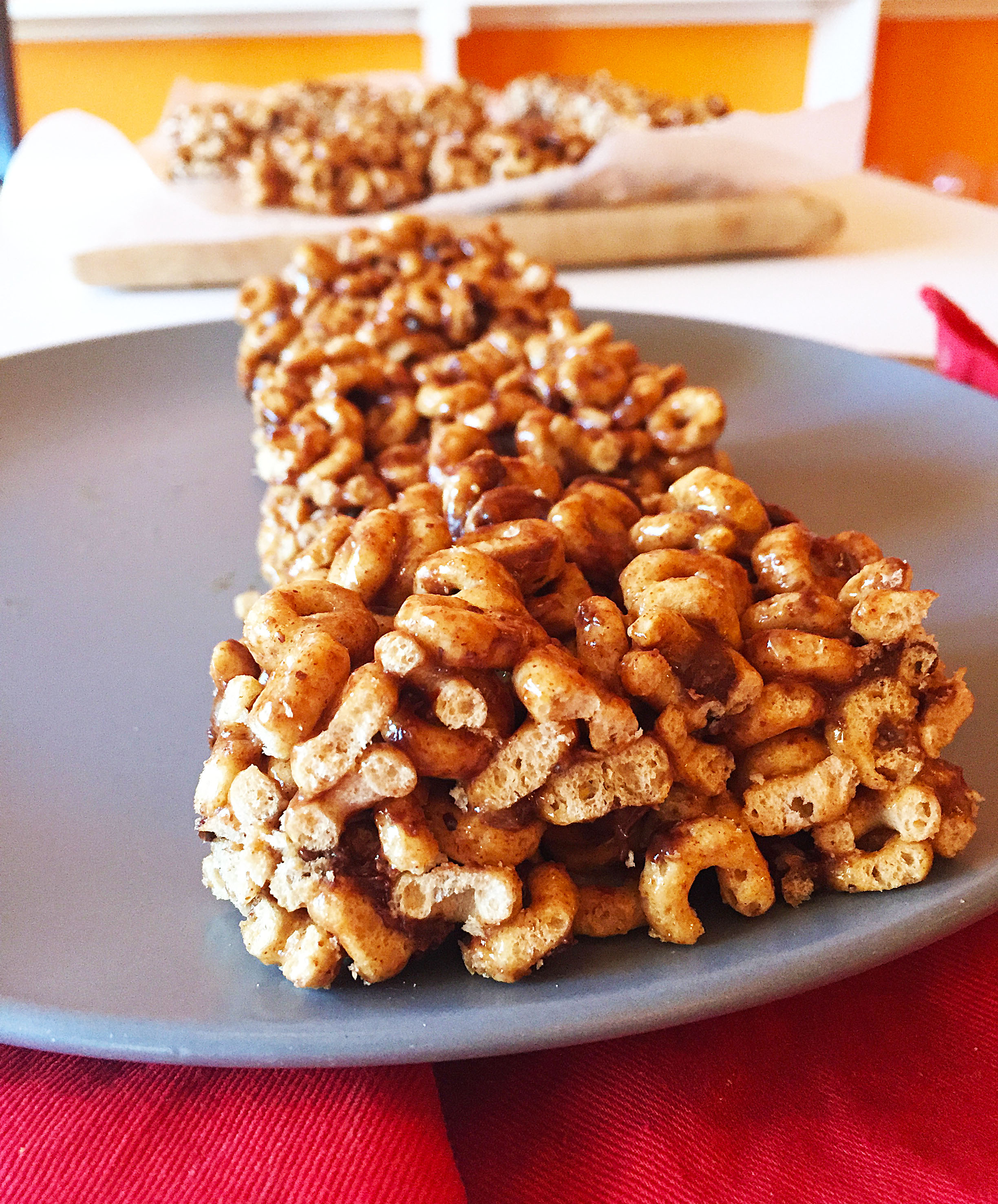 chocolate-pumpkin-cereal-bars-6