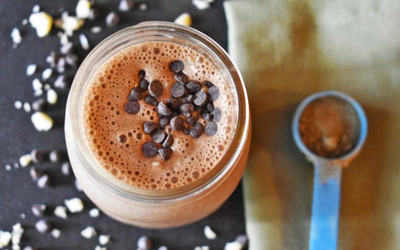 Iron-Rich Green Superfood Chocolate Mint Smoothie {vegan + gf}