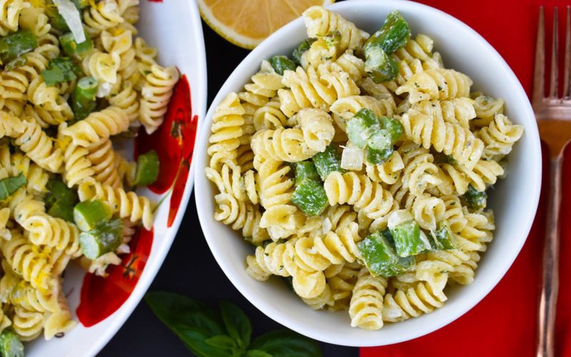 Lemon Goat Cheese Pasta with Asparagus