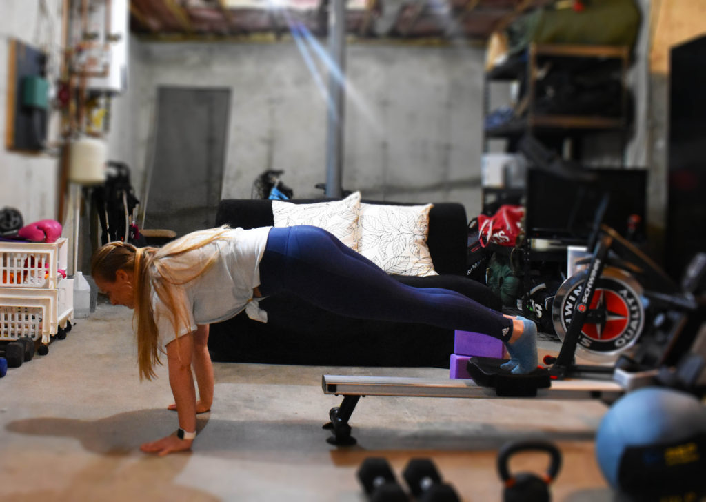 at-home-lagree-workout-pike-to-plank